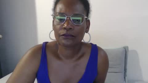 luxa online show from January 2025 08:51:02 PM