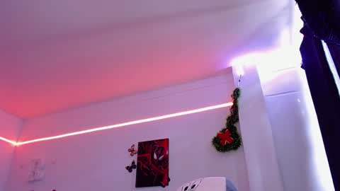 Snapshot of rousrossell_4 chatting on December 2024 07:46:02 PM Call me Rous online show from December 2024 07:46:02 PM