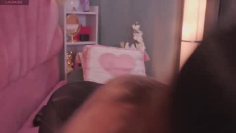 Rousse 3 online show from November 2025 06:43:02 PM