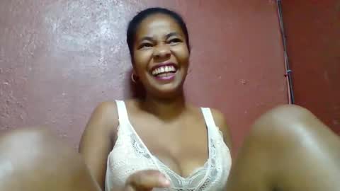 Snapshot of rovaelyah chatting on November 2025 05:40:02 AM rovaelyah online show from November 2025 05:40:02 AM