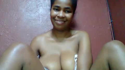 Snapshot of rovaelyah chatting on November 2025 06:19:02 PM rovaelyah online show from November 2025 06:19:02 PM