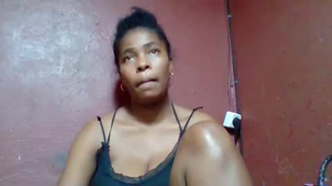 Snapshot of rovaelyah chatting on February 2026 07:18:01 AM rovaelyah online show from February 2026 07:18:01 AM