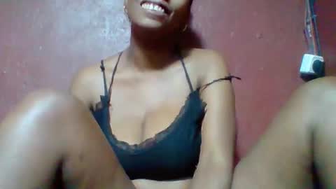 Snapshot of rovaelyah chatting on February 2026 04:06:01 AM rovaelyah online show from February 2026 04:06:01 AM