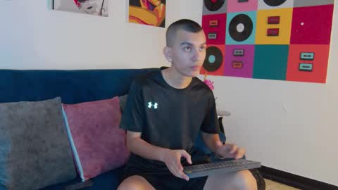 Rowan online show from October 2025 01:01:01 PM