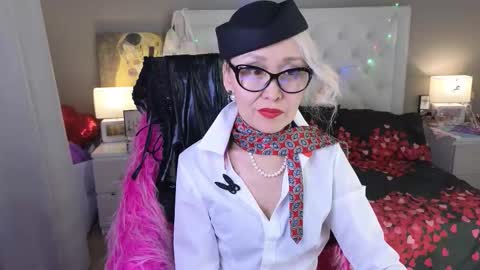 Roxalana online show from March 2026 08:23:02 PM