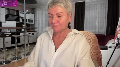 Roxana online show from January 2025 02:37:01 PM