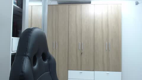 Snapshot of roxanalove7 chatting on December 2024 02:19:02 AM Roxana online show from December 2024 02:19:02 AM