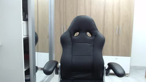 Snapshot of roxanalove7 chatting on January 2025 08:30:02 PM Roxana online show from January 2025 08:30:02 PM