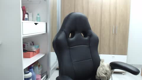 Snapshot of roxanalove7 chatting on January 2025 11:32:01 PM Roxana online show from January 2025 11:32:01 PM