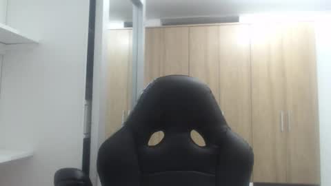 Snapshot of roxanalove7 chatting on February 2025 01:37:01 AM Roxana online show from February 2025 01:37:01 AM