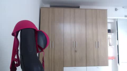 Roxana online show from February 2026 09:29:02 PM