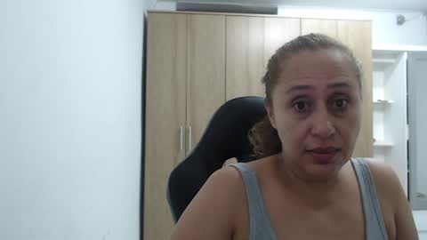 Roxana online show from June 2026 01:28:02 AM