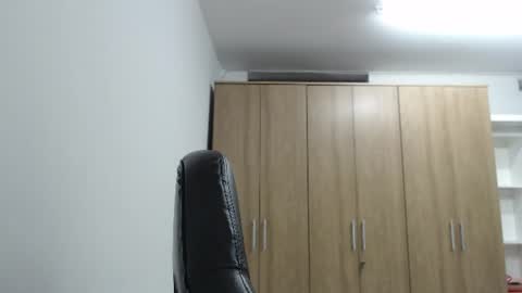Roxana online show from July 2026 03:23:01 AM