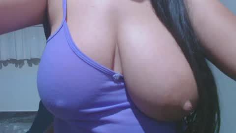 Snapshot of roxanbahottt chatting on July 2026 10:37:01 PM roxxy online show from July 2026 10:37:01 PM
