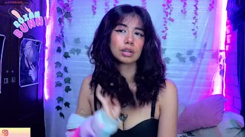 roxxy online show from April 2026 04:59:02 PM