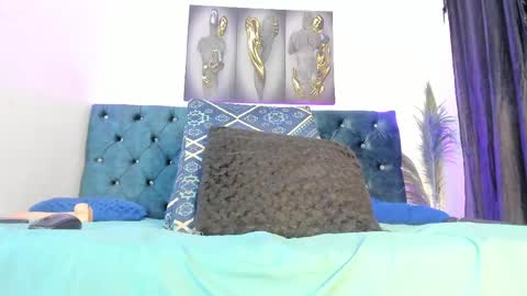 Roxanna online show from April 2026 10:54:02 AM