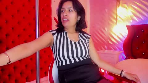 roxanne_han online show from May 2026 12:22:02 PM
