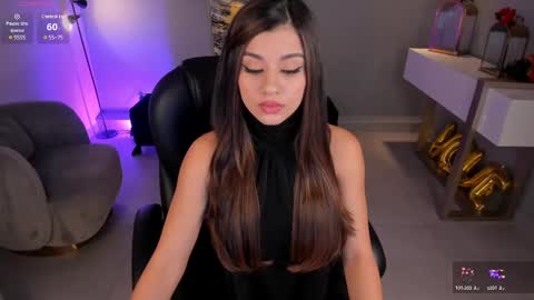 Roxanne Hill  online show from February 2025 12:11:02 PM