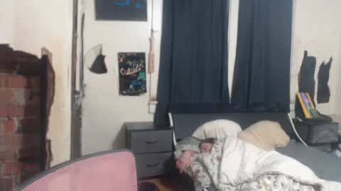 Snapshot of roxanneroulette chatting on March 2025 09:38:01 AM Silver online show from March 2025 09:38:01 AM