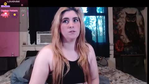 Snapshot of roxanneroulette chatting on October 2025 09:59:02 PM Silver online show from October 2025 09:59:02 PM