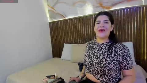 Roxie  online show from November 2025 12:16:02 PM