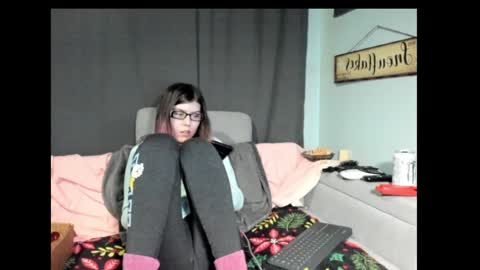 Snapshot of roxihazeleyes chatting on January 2025 03:15:02 AM roxihazeleyes online show from January 2025 03:15:02 AM