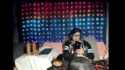 Snapshot of roxihazeleyes chatting on January 2025 06:24:01 AM roxihazeleyes online show from January 2025 06:24:01 AM