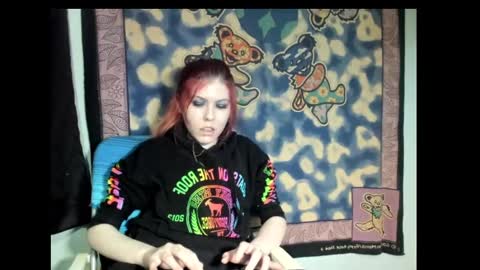 Snapshot of roxihazeleyes chatting on March 2025 10:08:02 AM roxihazeleyes online show from March 2025 10:08:02 AM