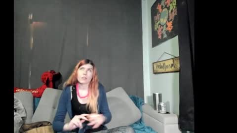 Snapshot of roxihazeleyes chatting on October 2025 09:02:01 PM roxihazeleyes online show from October 2025 09:02:01 PM