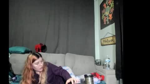 Snapshot of roxihazeleyes chatting on October 2025 09:20:01 PM roxihazeleyes online show from October 2025 09:20:01 PM