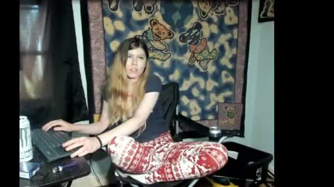 roxihazeleyes online show from July 2026 02:20:01 PM