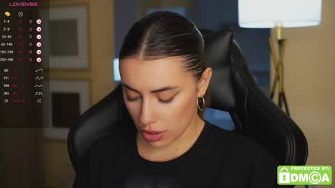 roxxxete online show from October 2025 07:30:01 AM