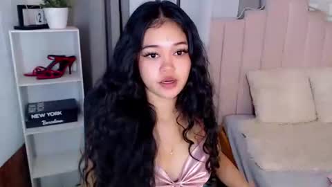 roxxy_blossom online show from September 2025 02:50:02 AM