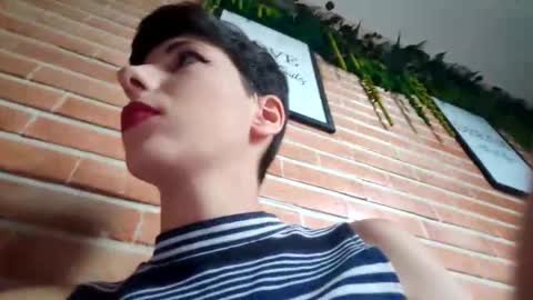 Roxy online show from September 2025 03:44:02 PM