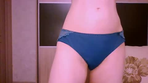 Snapshot of roxxywharton chatting on May 2026 12:12:01 PM Roxxy Wharton online show from May 2026 12:12:01 PM