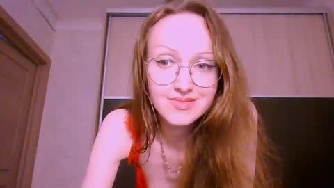 Snapshot of roxxywharton chatting on June 2026 12:37:01 PM Roxxy Wharton online show from June 2026 12:37:01 PM