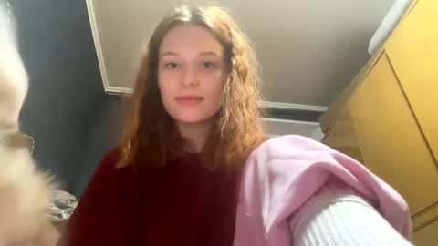 Roxy online show from February 2025 05:37:01 PM