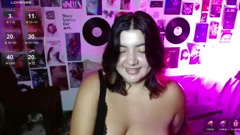 Roxana online show from May 2026 11:43:02 PM