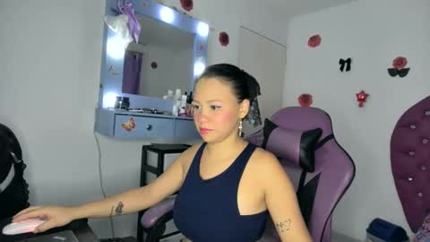 Roxy online show from May 2026 02:07:02 AM