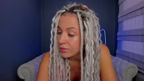 Roxy online show from March 2025 01:58:02 AM