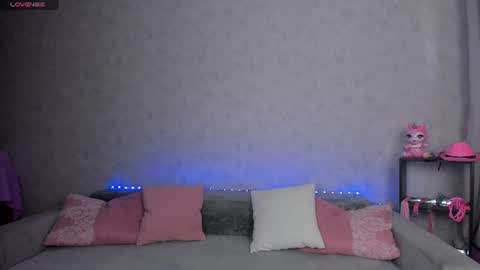 Roxy online show from July 2026 01:41:01 AM