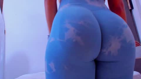 Snapshot of roxy_rebel chatting on January 2025 01:22:01 PM roxy online show from January 2025 01:22:01 PM