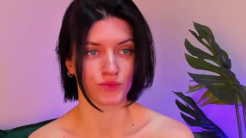 Snapshot of roxy_riot_ chatting on February 2025 04:25:01 AM roxy_riot_ online show from February 2025 04:25:01 AM