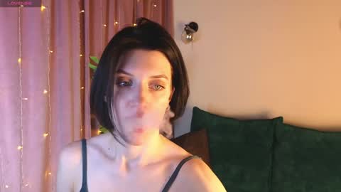 Snapshot of roxy_riot_ chatting on February 2025 04:26:02 AM roxy_riot_ online show from February 2025 04:26:02 AM