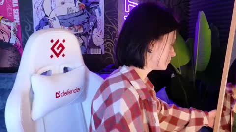 Snapshot of roxy_riot_ chatting on February 2025 04:29:01 AM roxy_riot_ online show from February 2025 04:29:01 AM