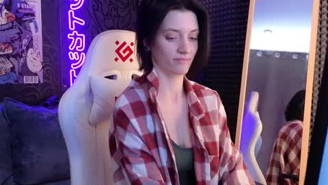 Snapshot of roxy_riot_ chatting on February 2025 07:34:02 AM roxy_riot_ online show from February 2025 07:34:02 AM