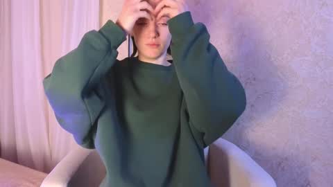 Snapshot of roxy_riot_ chatting on February 2025 01:21:02 AM roxy_riot_ online show from February 2025 01:21:02 AM