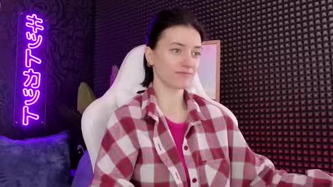 Snapshot of roxy_riot_ chatting on March 2025 01:43:01 AM roxy_riot_ online show from March 2025 01:43:01 AM