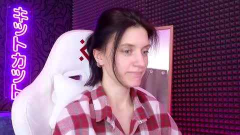 Snapshot of roxy_riot_ chatting on March 2025 07:32:02 AM roxy_riot_ online show from March 2025 07:32:02 AM