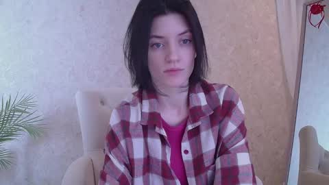 Snapshot of roxy_riot_ chatting on March 2025 01:23:01 AM roxy_riot_ online show from March 2025 01:23:01 AM